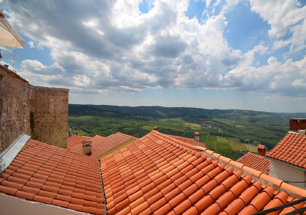 Apartments Galerija Motovun Room photo